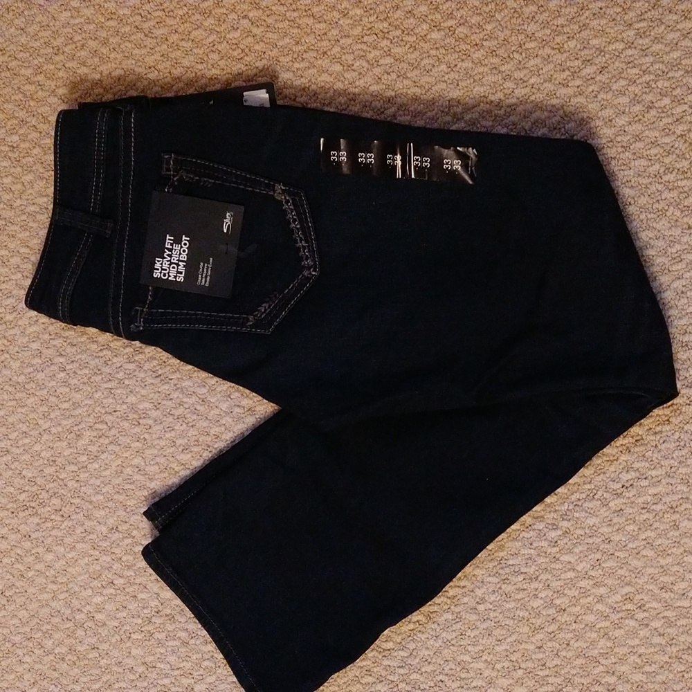Silver Jeans Suki Curvy Mid Rise Slim Boot